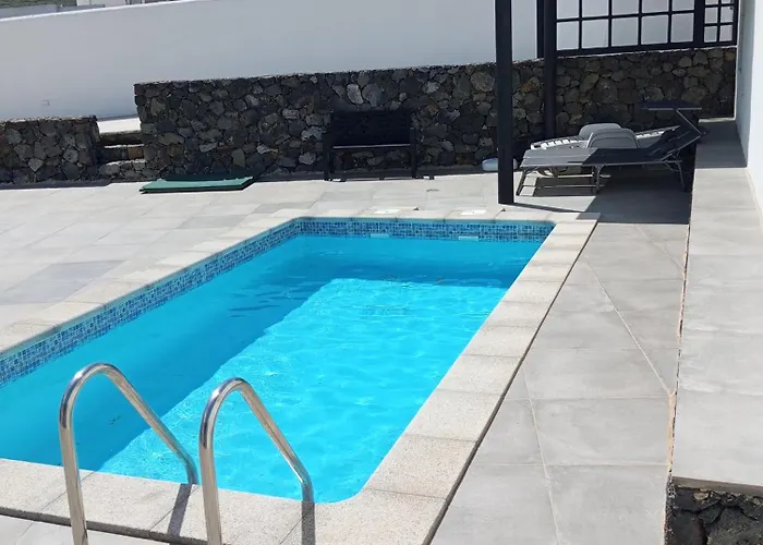 펜션 La Tabaiba Piscina Compartida Adultos *