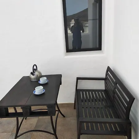 La Tabaiba Piscina Compartida Adultos *