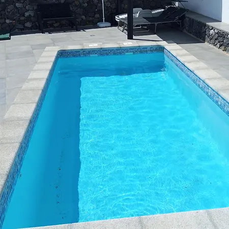 Дом отдыха La Tabaiba Piscina Compartida Adultos